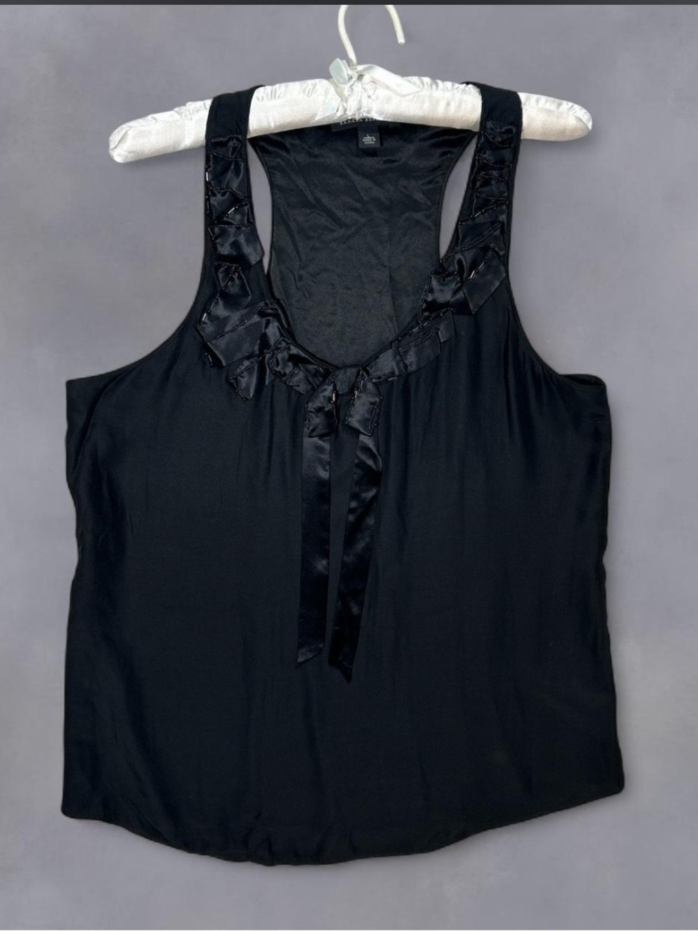 Banana Republic preppy black silk embellished tank top with bow detail Sz L